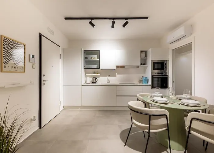 Speciale! In Centro, 2 Con Wifi E Parcheggio Pubblico Apartamento *