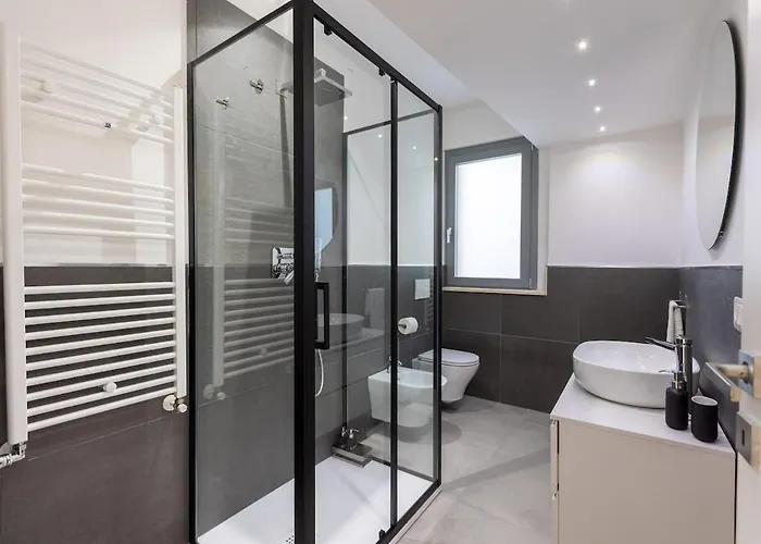 Apartamento Speciale! In Centro, 2 Con Wifi E Parcheggio Pubblico Pescara