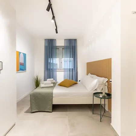 Apartment Speciale! In Centro, 2 Con Wifi E Parcheggio Pubblico Pescara