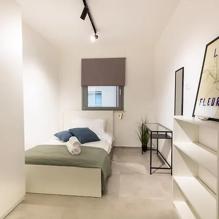 Apartment Speciale! Centro A 5min Dal Mare, 2 E Parcheggio Pubblico Pescara