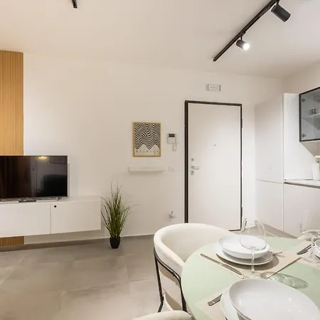 Speciale! In Centro, 2 Con Wifi E Parcheggio Pubblico Pescara