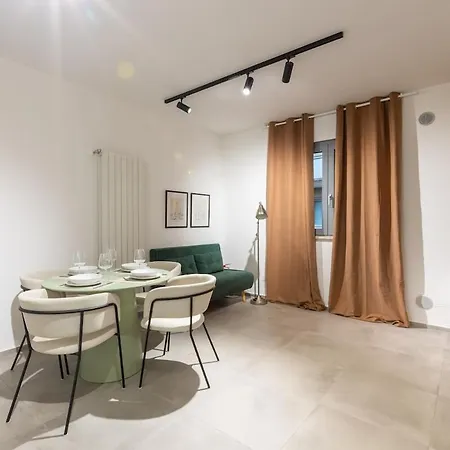 Apartment Speciale! Centro A 5min Dal Mare, 2 E Parcheggio Pubblico Pescara