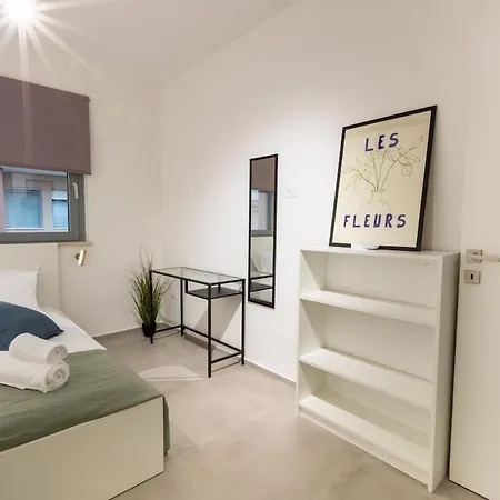 Apartment Speciale! Centro A 5min Dal Mare, 2 E Parcheggio Pubblico Pescara